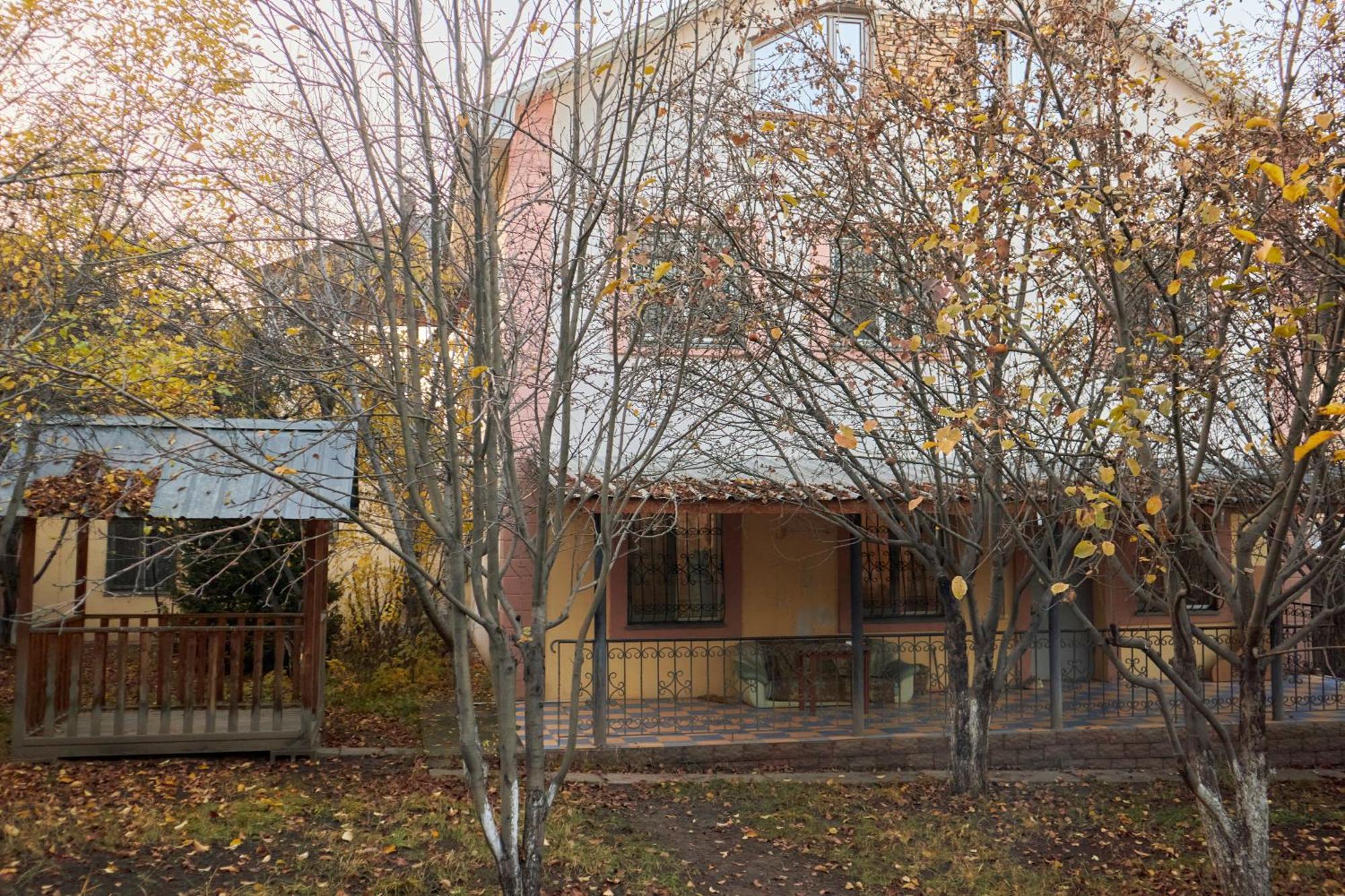 Sweet Vibe Hotel Almaty Bagian luar foto